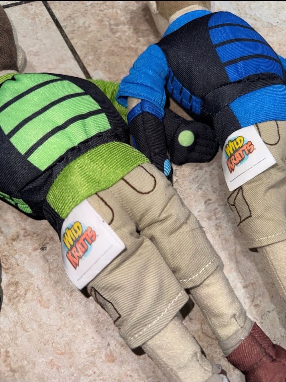 Wild Kratts Chris & Martin Plush Set - Picture 9 of 10